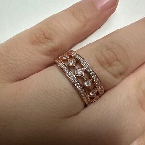 Elegant Rose Gold Ring